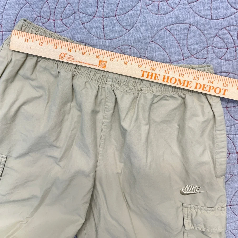 Nike Cargo Pants Beige Unlined Utility Woven / Mens Medium